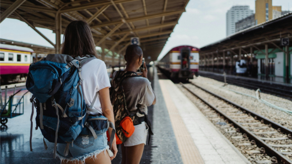 Traellers waiting for the train